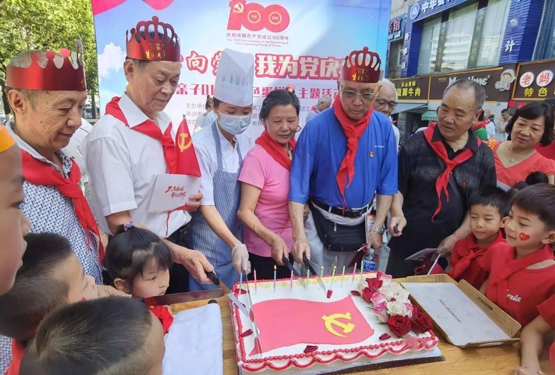 我确定他喜欢我 但是我们未来至少要完全异地四五年 再之后怎么样全是未知 我和他表白被拒绝了 合理吗？